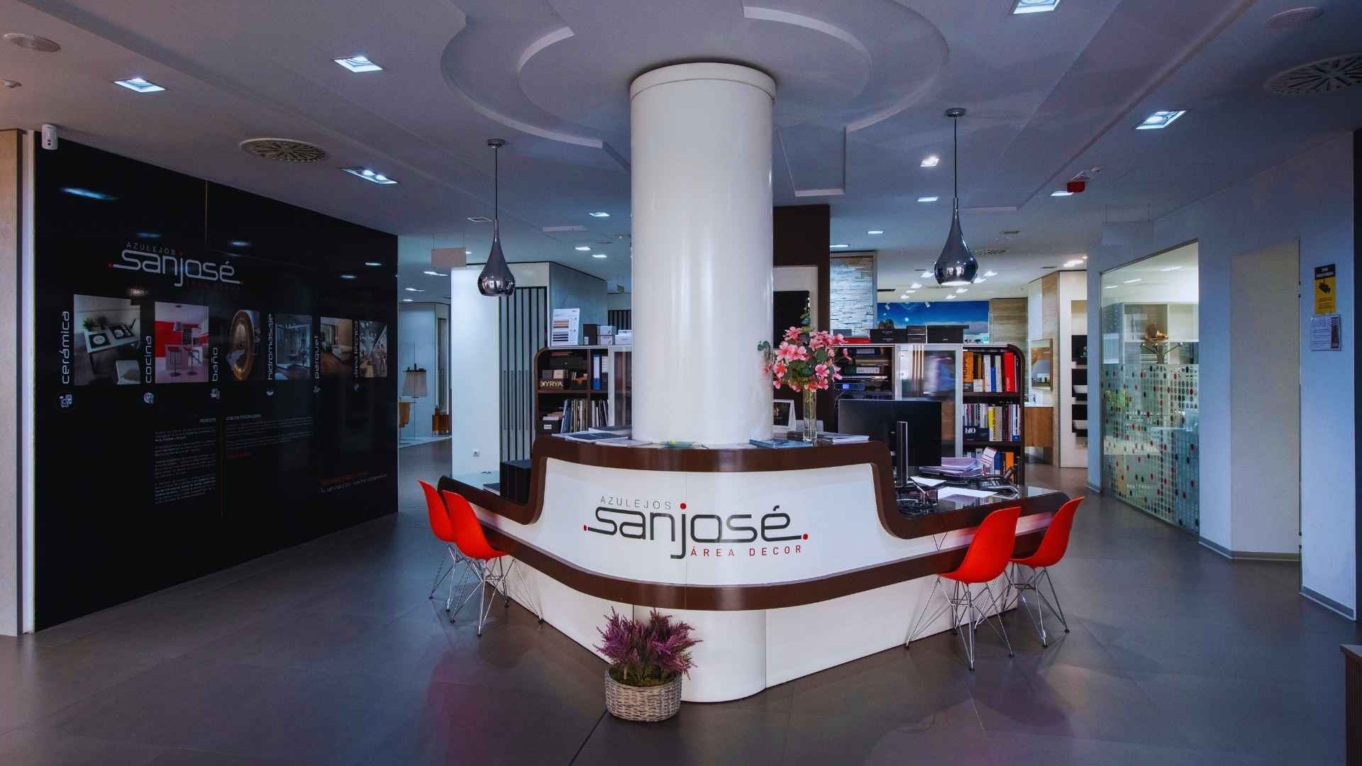 Un showroom profesional no es una tienda de materiales - Azulejos San José